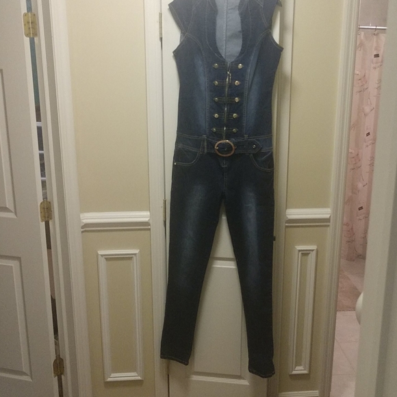 Denim stretch jumpsuit - Picture 6 of 10